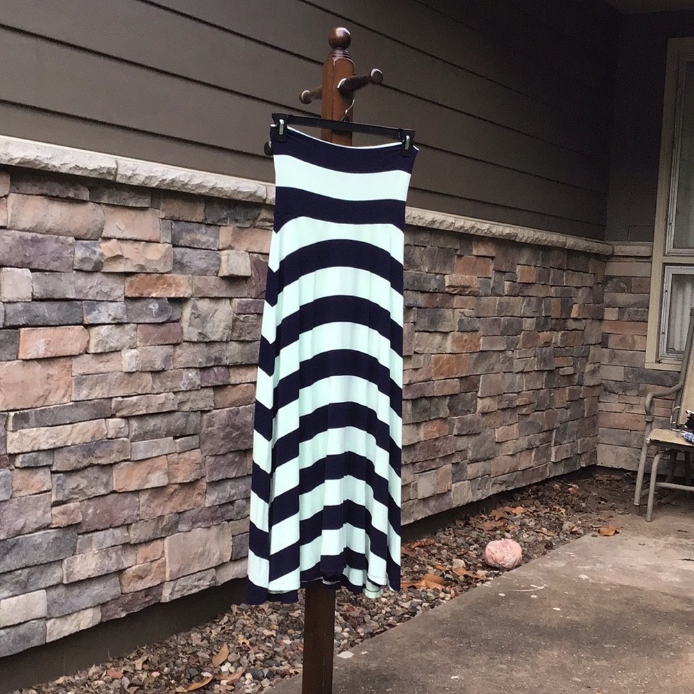 Gap size S horizontal stripe skirt or dress